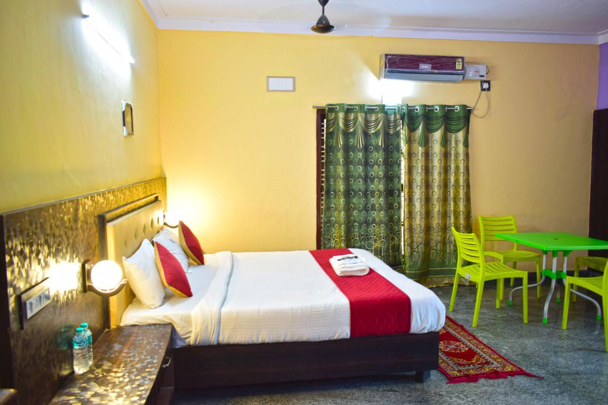 Dolphin Resort Yelagiri Exterior photo