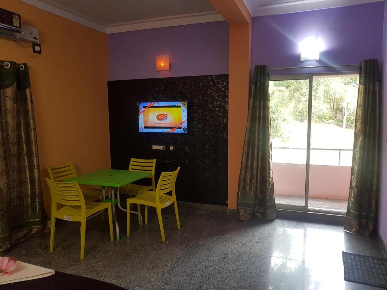 Dolphin Resort Yelagiri Exterior photo